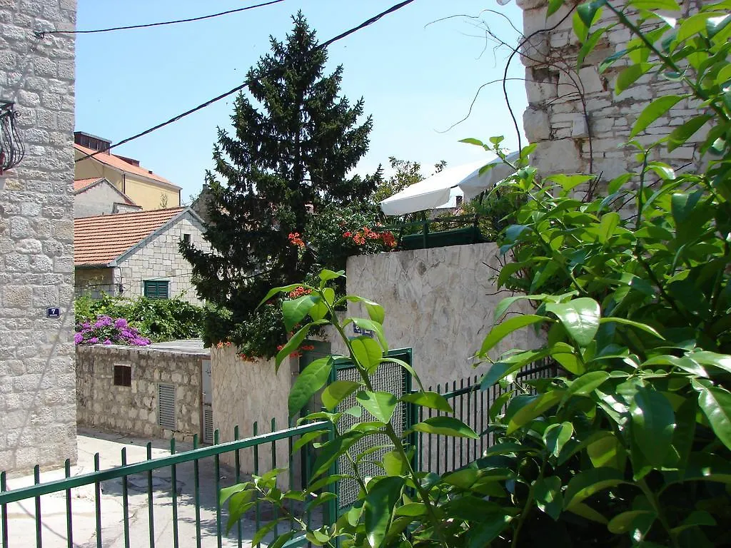 Apartment Franicevic Split 0*,  Hırvatistan